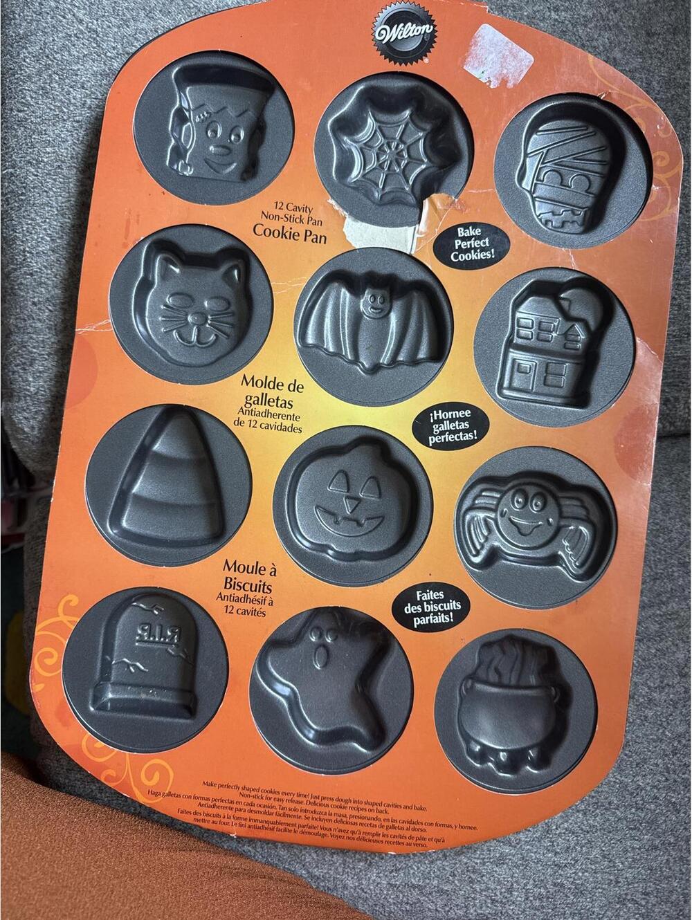 Wilton 12-Cavity Non-Stick Halloween Cookie Pan - Spider, Ghost & More